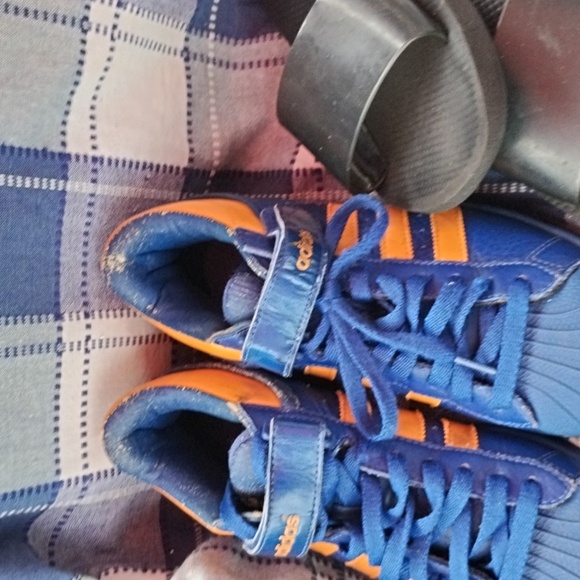 Adidas - Picture 1 of 1